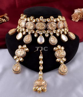 Earrings and Necklace set