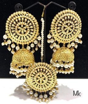 Jadau oversized Earrings Tikka  Set