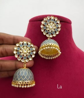 Oversized Earrings Tikka  Set